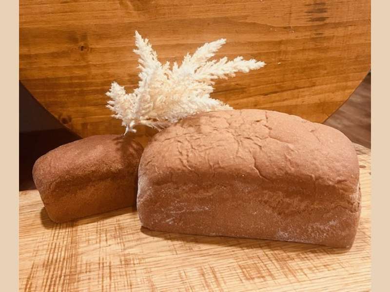 Large Pumpernickel Bread